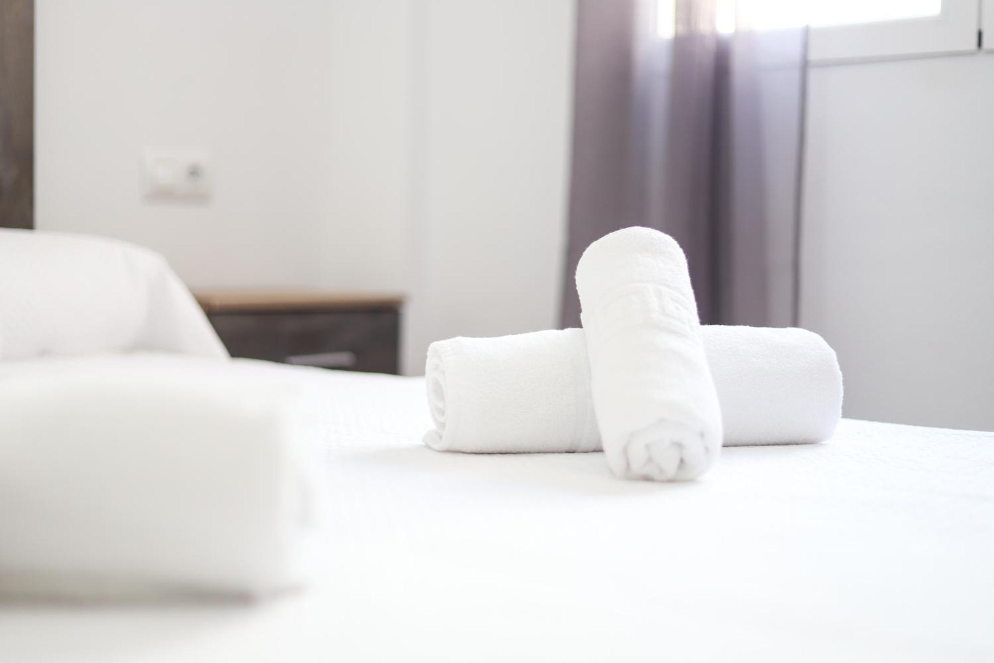 Apartamentos Sol De 아길라스 외부 사진