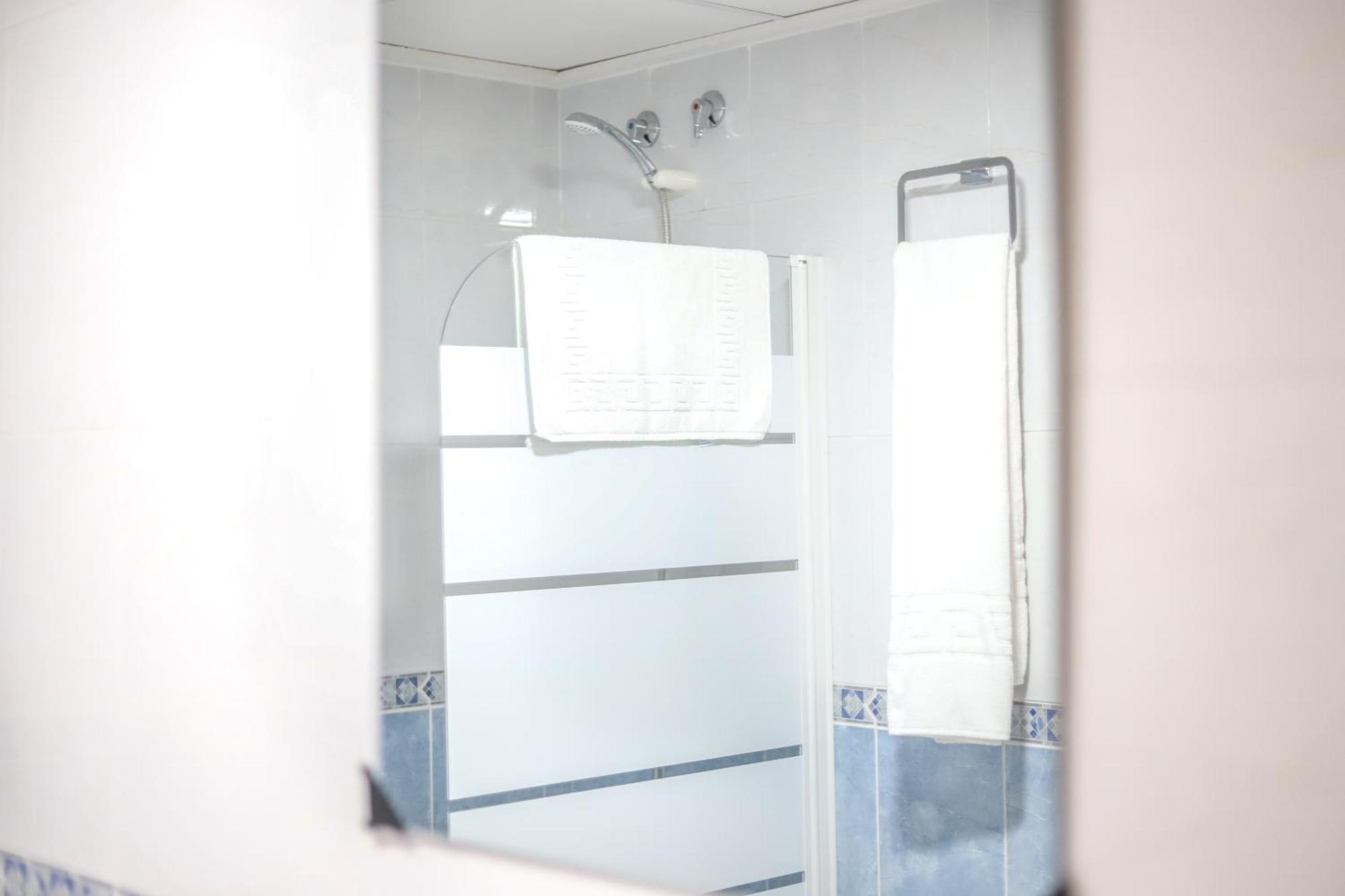 Apartamentos Sol De 아길라스 외부 사진