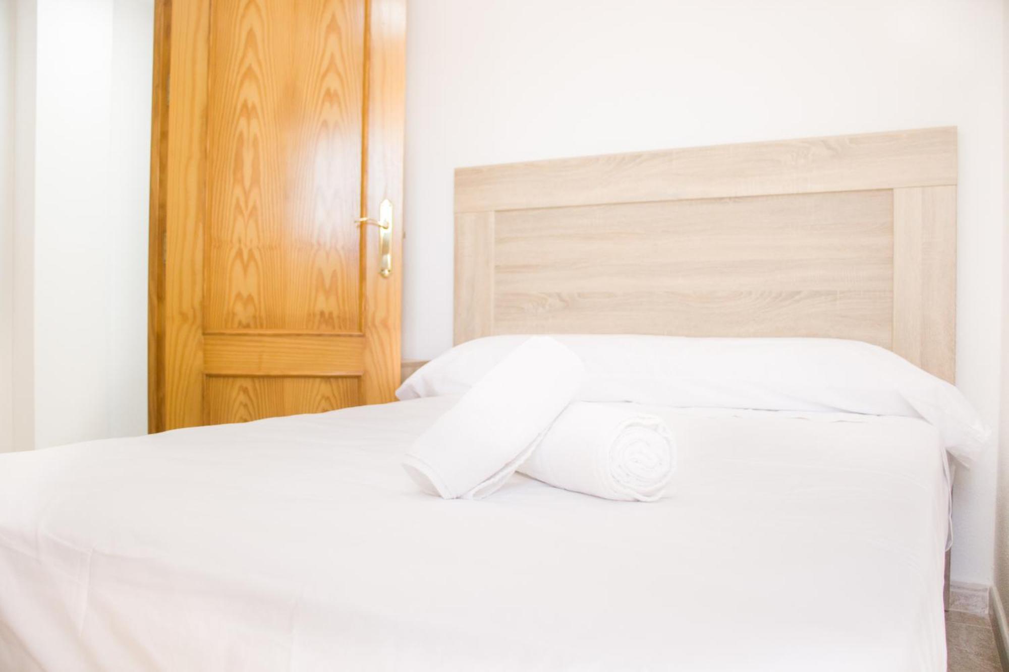 Apartamentos Sol De 아길라스 외부 사진